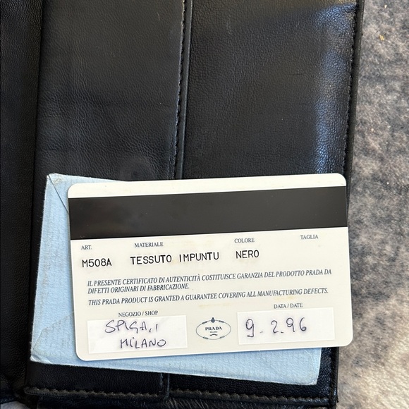 Prada Quilted Black Wallet - Picture 4 of 16